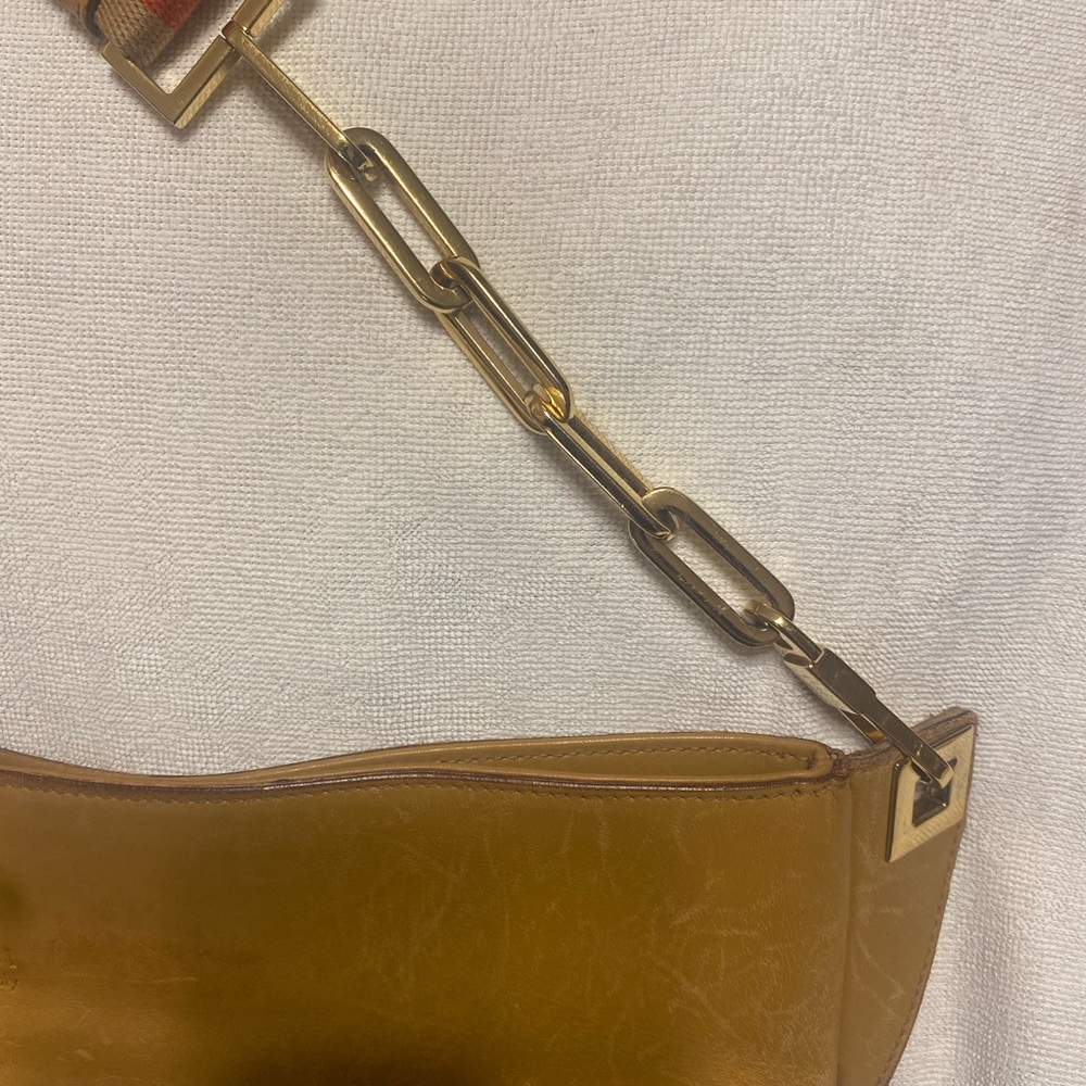 🩷 GUCCI  CROSSBODY RARE! 🩷 - Picture 11 of 16